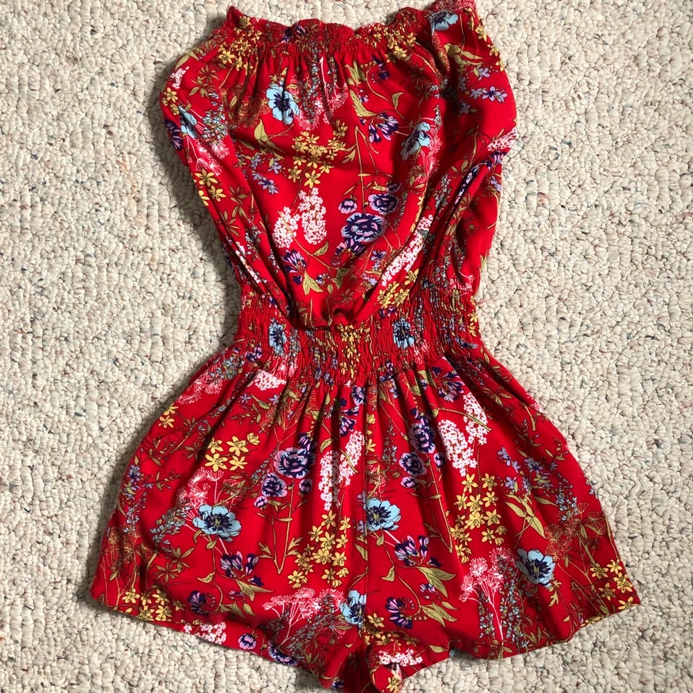 Delia’s Red Floral Romper Size Medium